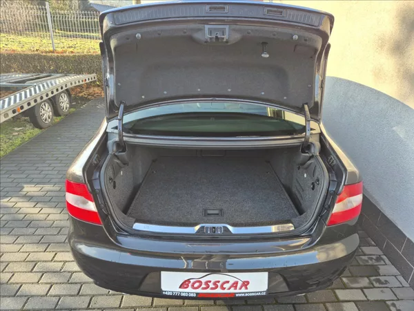 Škoda Superb 3,6 FSi V6 DSG 4x4 106Tis.Km!! - foto 14