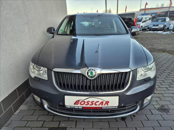 Škoda Superb 2,0 TDI 125KW DSG Kůže Xenon - foto 10