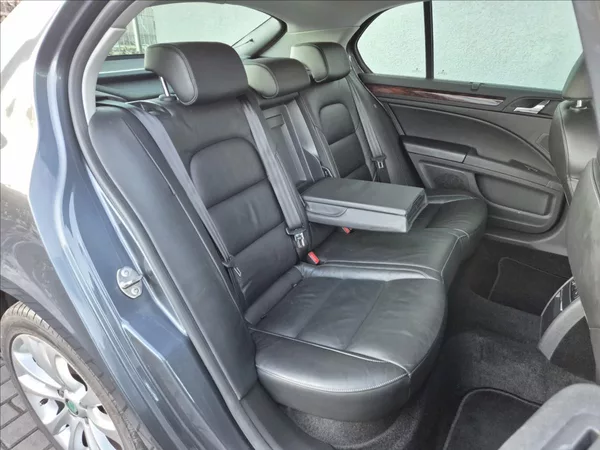 Škoda Superb 2,0 TDI 125KW DSG Kůže Xenon - foto 21