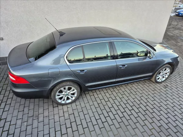 Škoda Superb 2,0 TDI 125KW DSG Kůže Xenon - foto 7