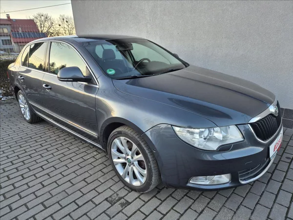 Škoda Superb 2,0 TDI 125KW DSG Kůže Xenon - foto 9