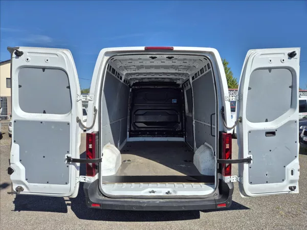 Renault Master 2,0 dCi 110Kw L3H2 LED Záruka! - foto 12