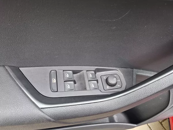 Škoda Karoq 2,0TDi DSG 4x4 SPORTLINE NAVI - foto 15
