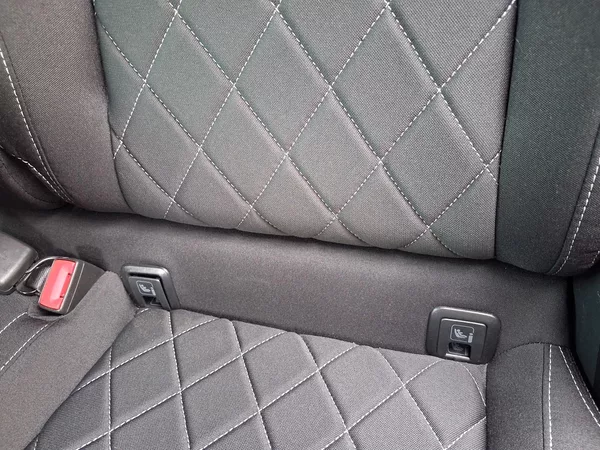 Škoda Karoq 2,0TDi DSG 4x4 SPORTLINE NAVI - foto 19