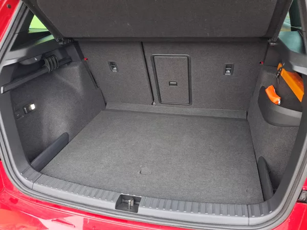 Škoda Karoq 2,0TDi DSG 4x4 SPORTLINE NAVI - foto 21