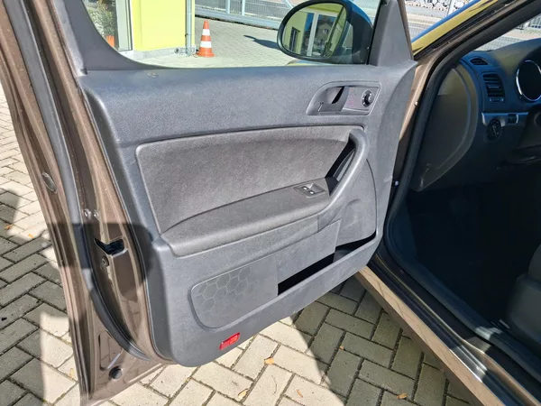Škoda Yeti 1,2TSi DSG NAVI BEZ KOROZE! - foto 11