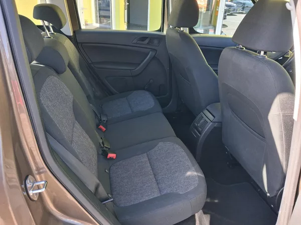 Škoda Yeti 1,2TSi DSG NAVI BEZ KOROZE! - foto 17
