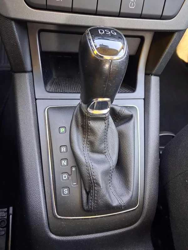 Škoda Yeti 1,2TSi DSG NAVI BEZ KOROZE! - foto 27