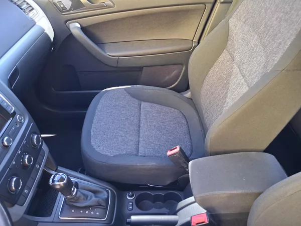 Škoda Yeti 1,2TSi DSG NAVI BEZ KOROZE! - foto 29