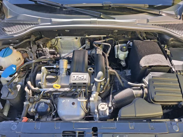 Škoda Yeti 1,2TSi DSG NAVI BEZ KOROZE! - foto 32