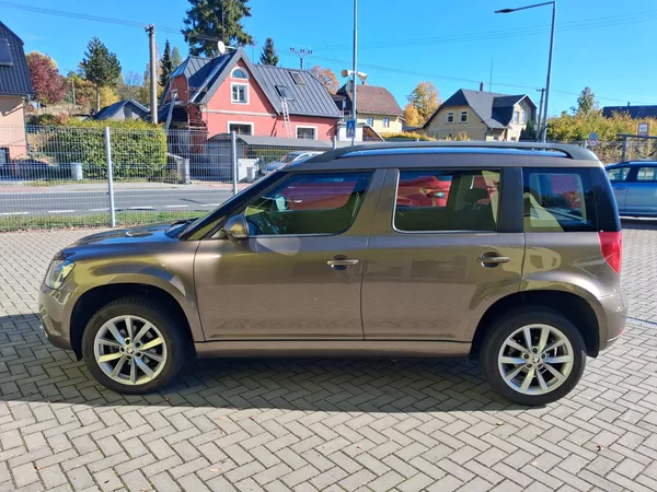 Škoda Yeti 1,2TSi DSG NAVI BEZ KOROZE! - foto 4