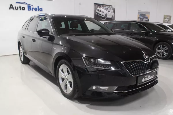 Škoda Superb 2.0TDI DSG L&K 4x4 Display