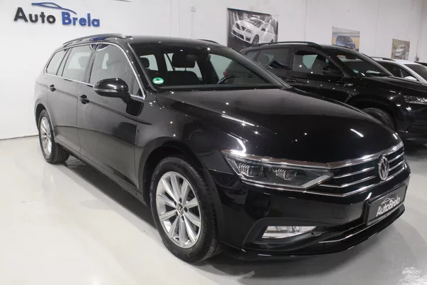 Volkswagen Passat 2.0TDI DSG Nez.Topení Model 24