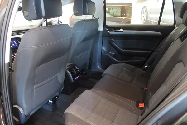 Volkswagen Passat 2.0TDI DSG Nez.Topení LED - foto 18
