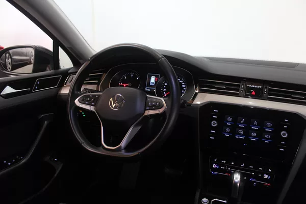 Volkswagen Passat 2.0TDI DSG Nez.Topení LED - foto 26