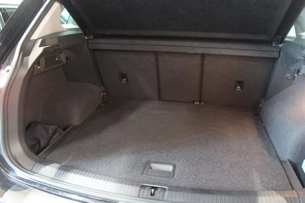 Volkswagen Tiguan 2.0TDI 110kW R-Line FULL LED - foto 19