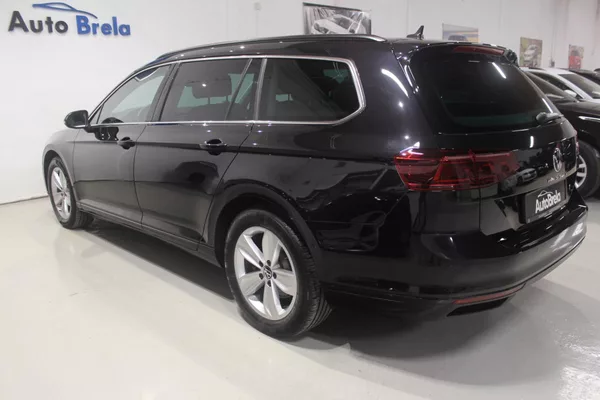 Volkswagen Passat 2.0TDI DSG Matrix display - foto 10