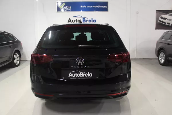 Volkswagen Passat 2.0TDI DSG Matrix display - foto 11