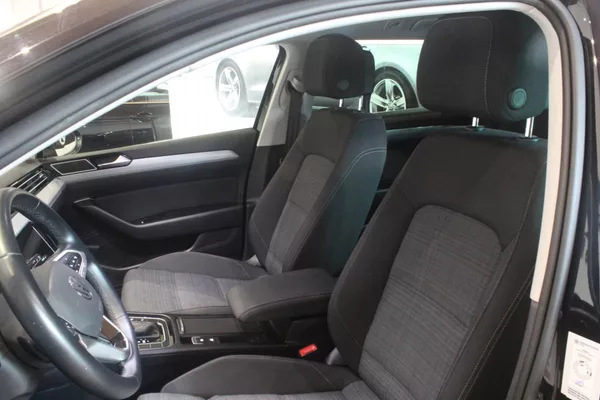 Volkswagen Passat 2.0TDI DSG Matrix display - foto 16