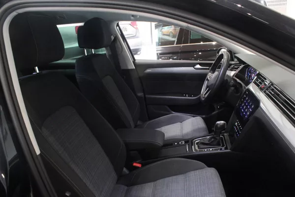 Volkswagen Passat 2.0TDI DSG Matrix display - foto 21
