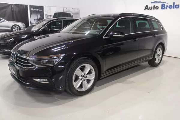 Volkswagen Passat 2.0TDI DSG Matrix display - foto 6