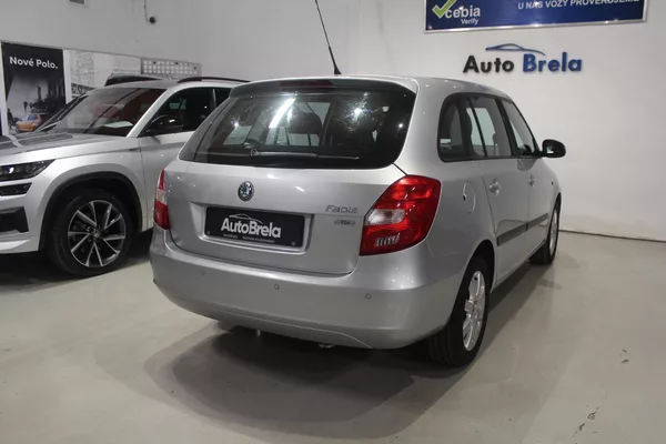 Škoda Fabia 1.2TSI 63kW Klima - foto 12