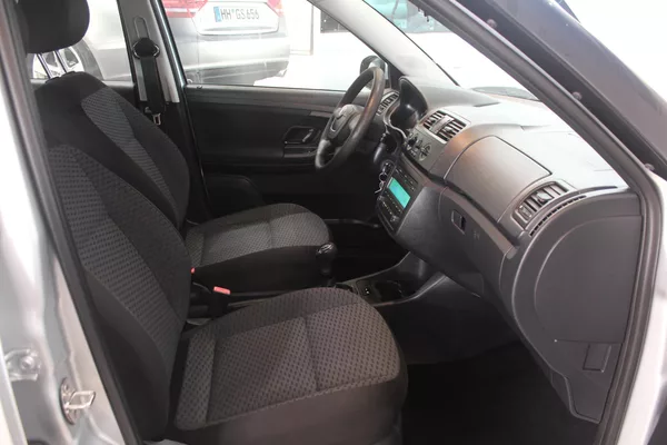 Škoda Fabia 1.2TSI 63kW Klima - foto 21