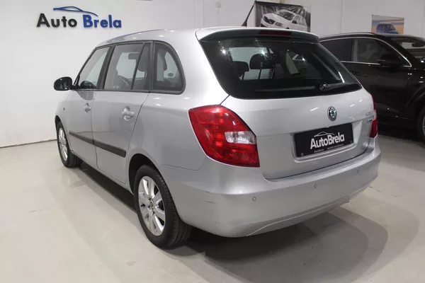 Škoda Fabia 1.2TSI 63kW Klima - foto 9