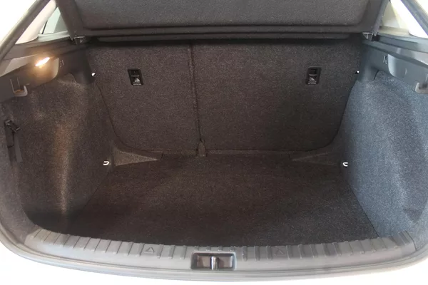 Škoda Scala 1.0 TSI 70kW Klima LED - foto 17