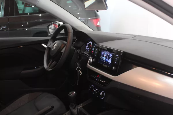 Škoda Scala 1.0 TSI 70kW Klima LED - foto 19