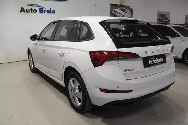 Škoda Scala 1.0 TSI 70kW Klima LED - foto 9