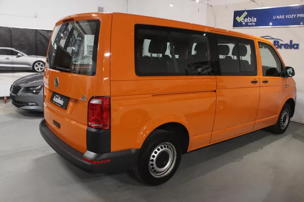 Volkswagen Transporter T6 2.0 Klima 9Míst - foto 14