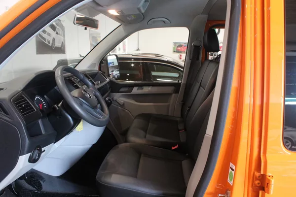 Volkswagen Transporter T6 2.0 Klima 9Míst - foto 16