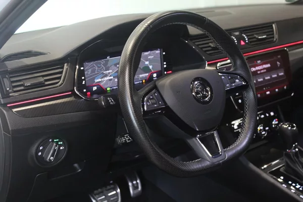 Škoda Superb 2.0TDI DSG SportLine Display - foto 17