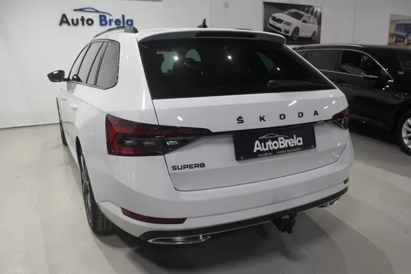 Škoda Superb 2.0TDI DSG SportLine Display - foto 8