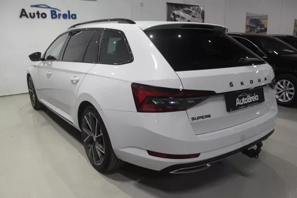 Škoda Superb 2.0TDI DSG SportLine Display - foto 9