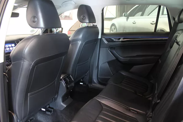 Škoda Kodiaq 2.0TDI DSG 4x4 L&K Navi LED - foto 18