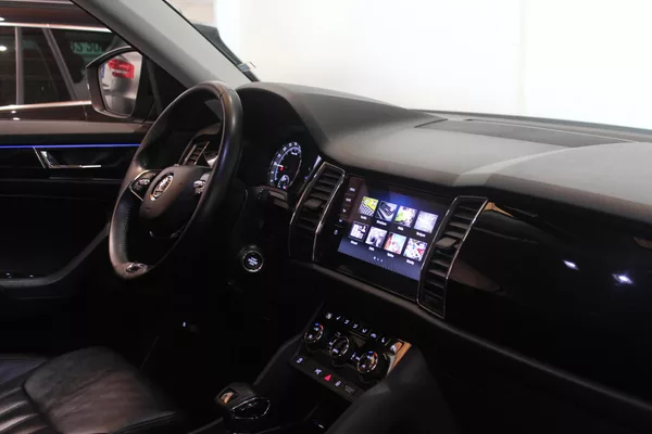 Škoda Kodiaq 2.0TDI DSG 4x4 L&K Navi LED - foto 21