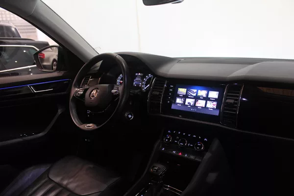 Škoda Kodiaq 2.0TDI DSG 4x4 L&K Navi LED - foto 25