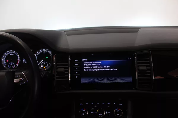 Škoda Kodiaq 2.0TDI DSG 4x4 L&K Navi LED - foto 30