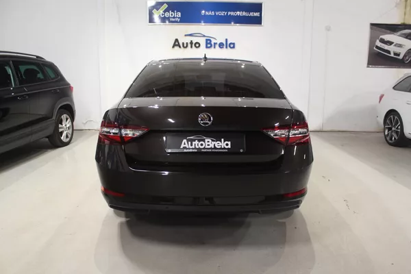 Škoda Superb 2.0TDI DSG STYLE+ Navi LED - foto 11