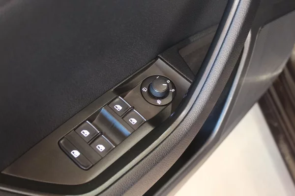 Škoda Superb 2.0TDI DSG STYLE+ Navi LED - foto 17