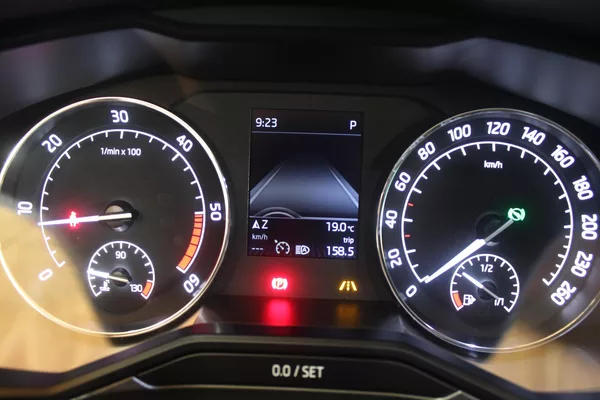 Škoda Superb 2.0TDI DSG STYLE+ Navi LED - foto 41