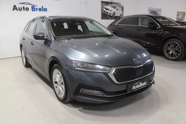 Škoda Octavia IV 2.0TDI DSG Display LED