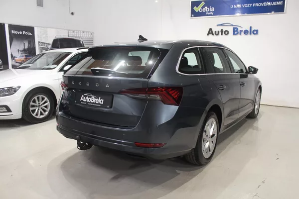 Škoda Octavia IV 2.0TDI DSG Display LED - foto 12