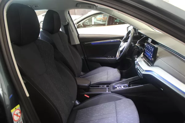 Škoda Octavia IV 2.0TDI DSG Display LED - foto 22