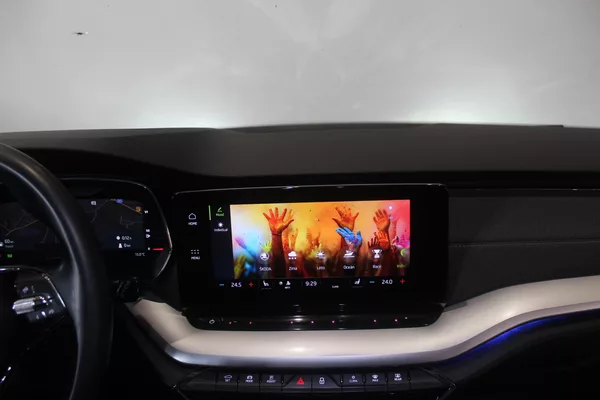 Škoda Octavia IV 2.0TDI DSG Display LED - foto 29