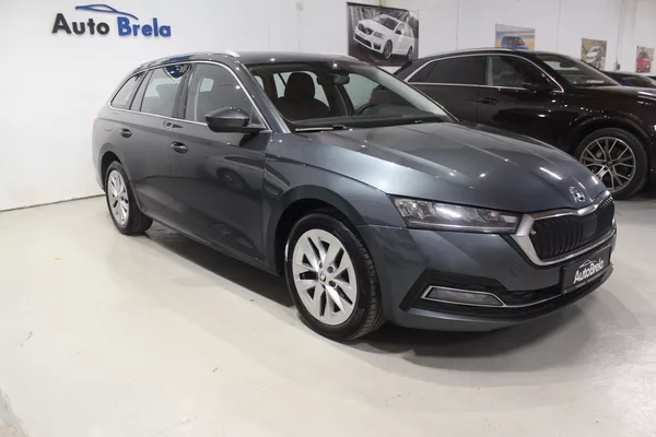 Škoda Octavia IV 2.0TDI DSG Display LED - foto 3