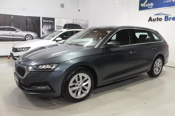 Škoda Octavia IV 2.0TDI DSG Display LED - foto 7