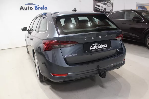Škoda Octavia IV 2.0TDI DSG Display LED - foto 8